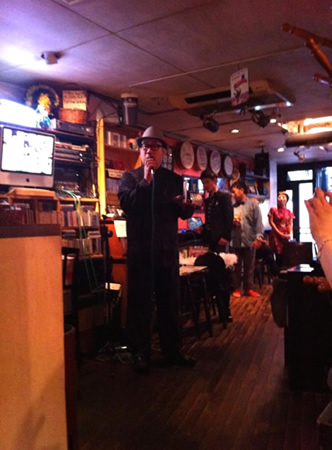 pa02.jpg